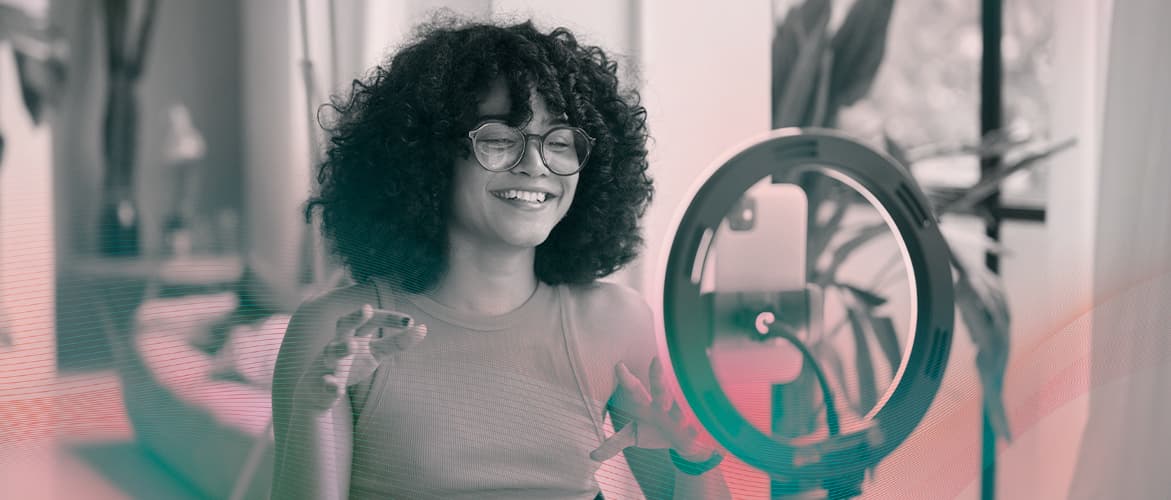 Comportamento do consumidor, e-commerce e o papel dos influenciadores digitais: o que marcas precisam entender agora